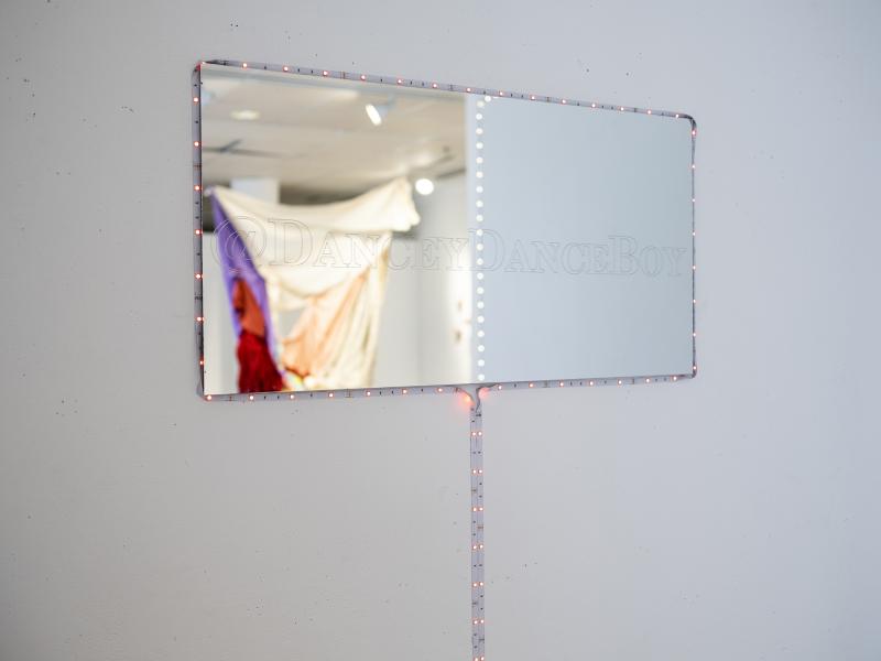 wall hung mirror with led lights
